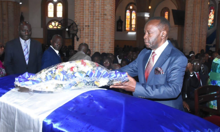 Obwakabaka ne Kkanisa bitenderezza Oweek. Tofiri Kivumbi Malokweza, Kaggo omuwummuze